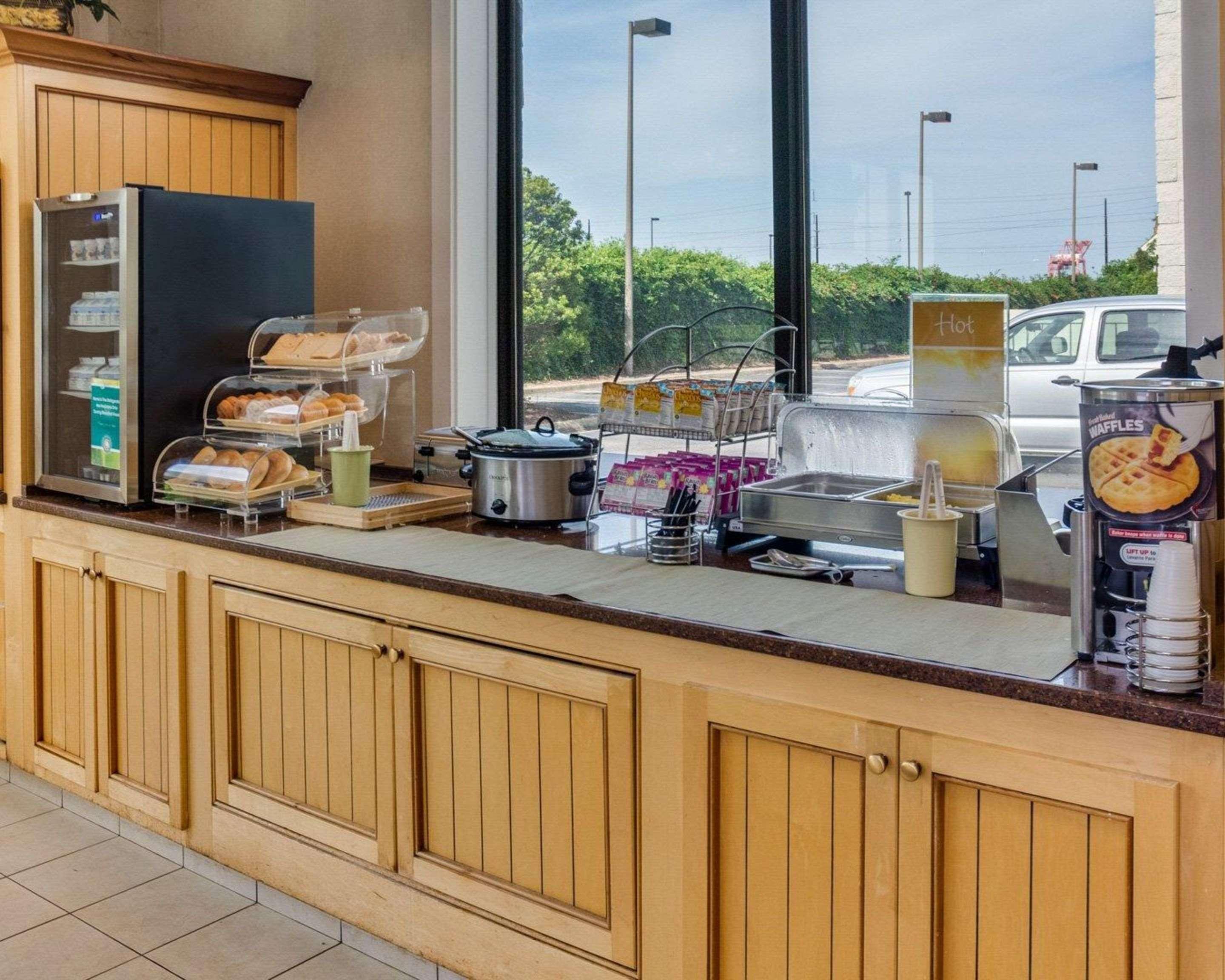 Econo Lodge Naval Station Νόρφολκ Εξωτερικό φωτογραφία